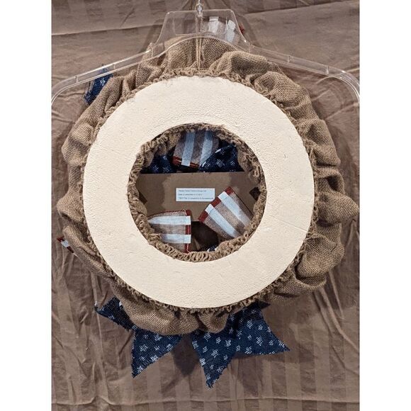 NEW Way to Celebrate Patriotic Burlap Welcome Wreath 18' - Picture 2 of 3